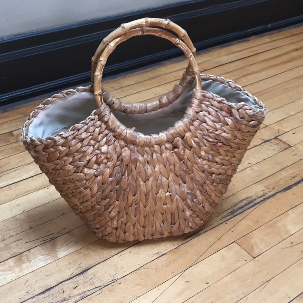 Large Wicker purse with rattan ring handles and cotton lining